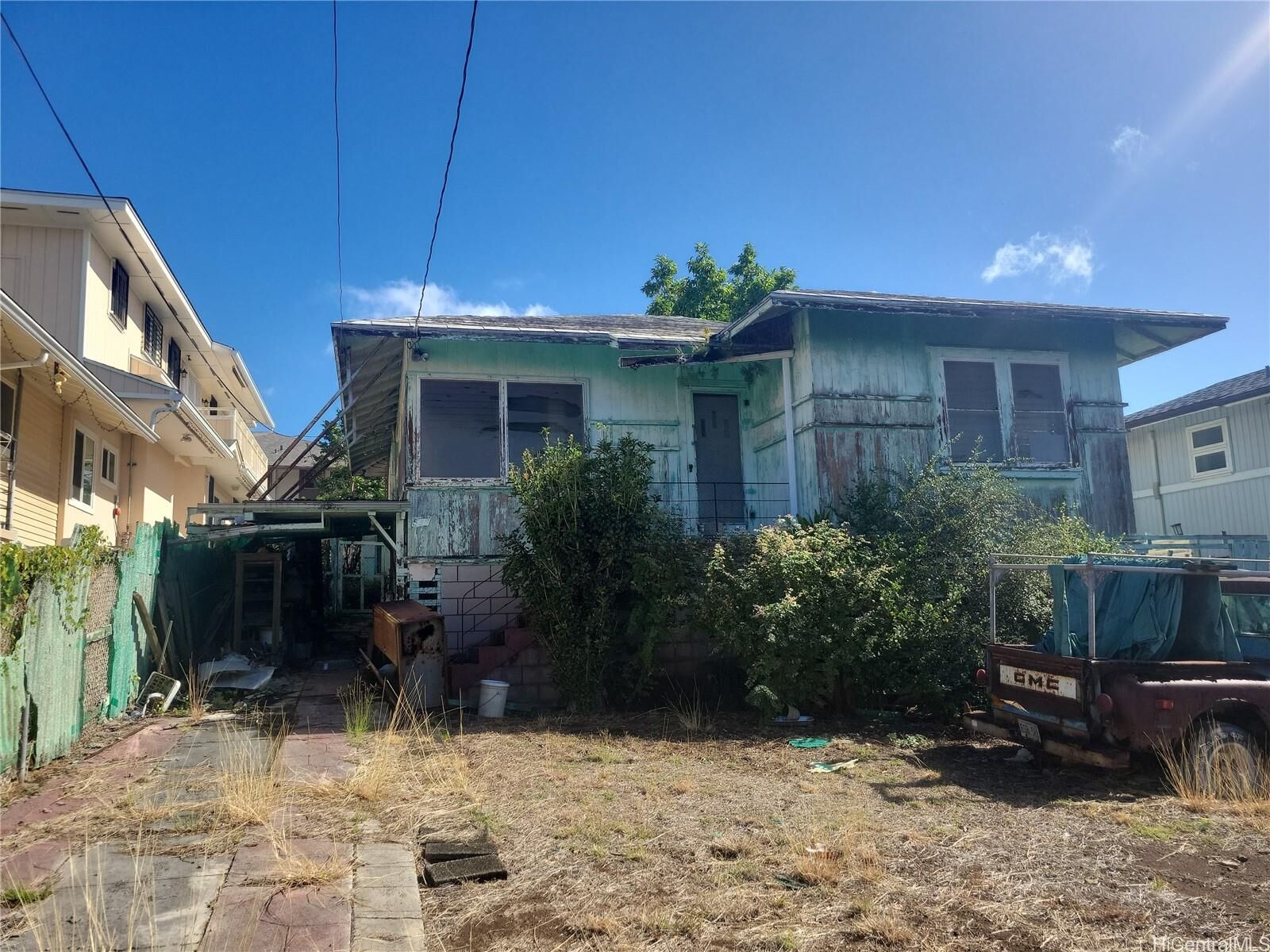 Property Photo: 538 Mapu Lane HI 96817