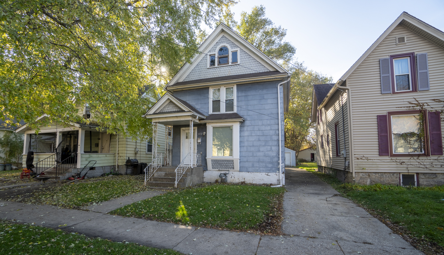 Property Photo: 1131 Crosby Street IL 61107