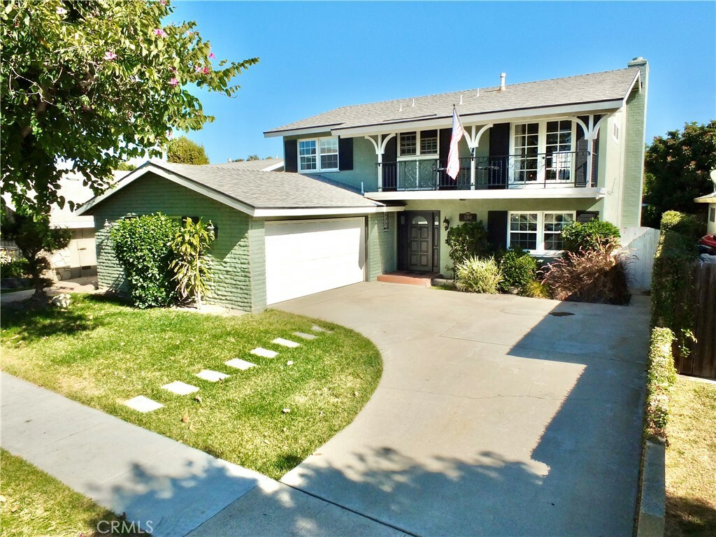 Property Photo: 3260 Val Verde Avenue CA 90808