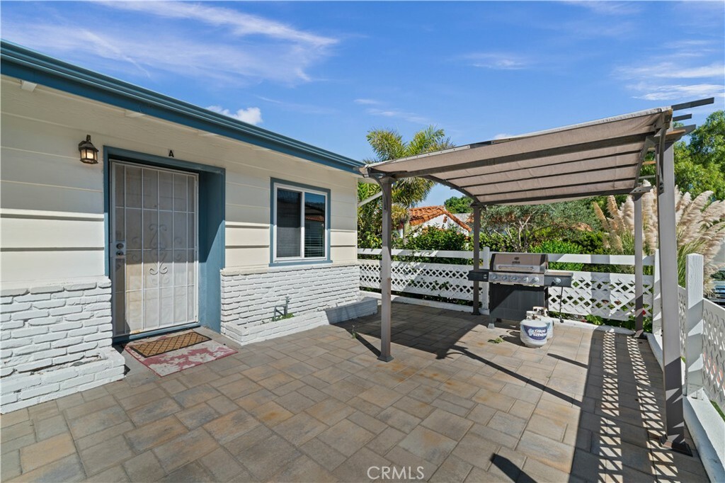 Property Photo:  248 Avenida Cabrillo A  CA 92672 