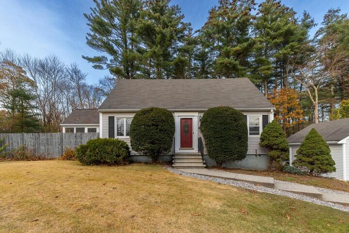 Property Photo:  125 Dutton Road  NH 03076 