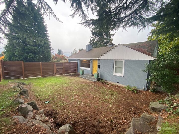 Property Photo: 3741 SW 106th Street WA 98146