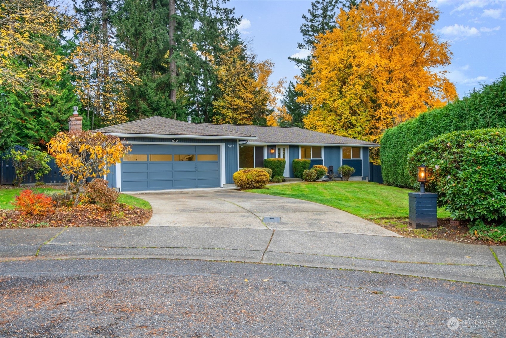 Property Photo: 2020 Niagara Place WA 98229