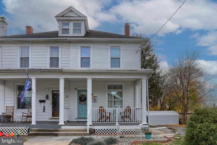 44 E Locust Street  Lebanon PA 17042 photo
