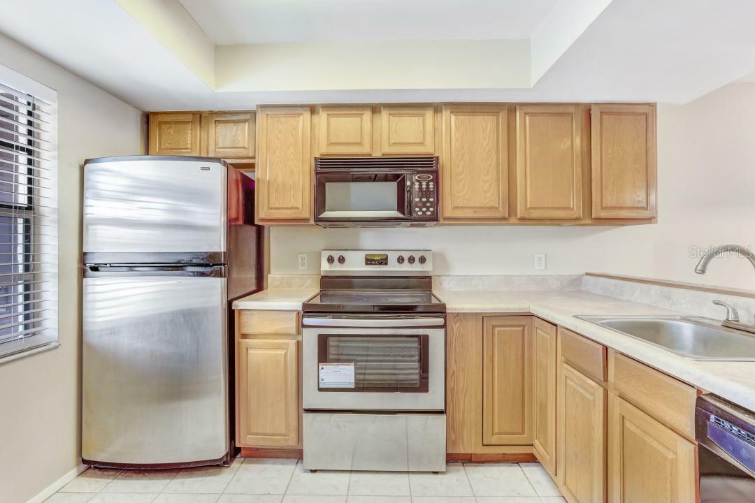 Property Photo: 2004 Sunset Grove Lane FL 33765