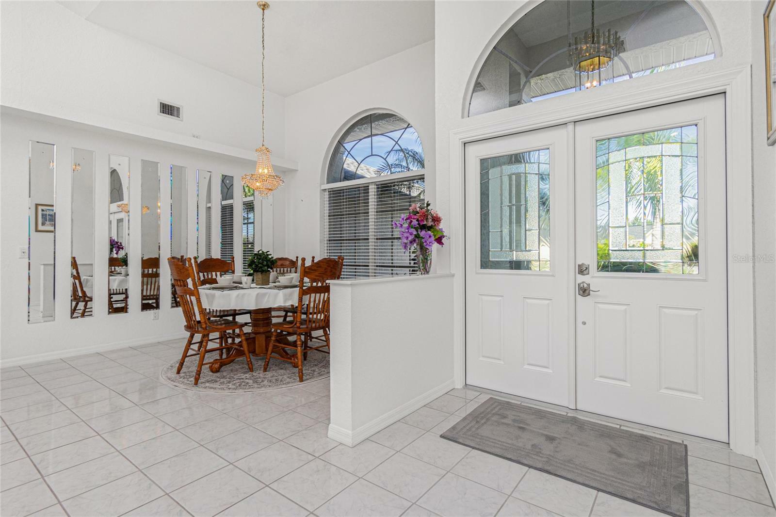 Property Photo: 27101 Tierra Del Fuego Circle FL 33983