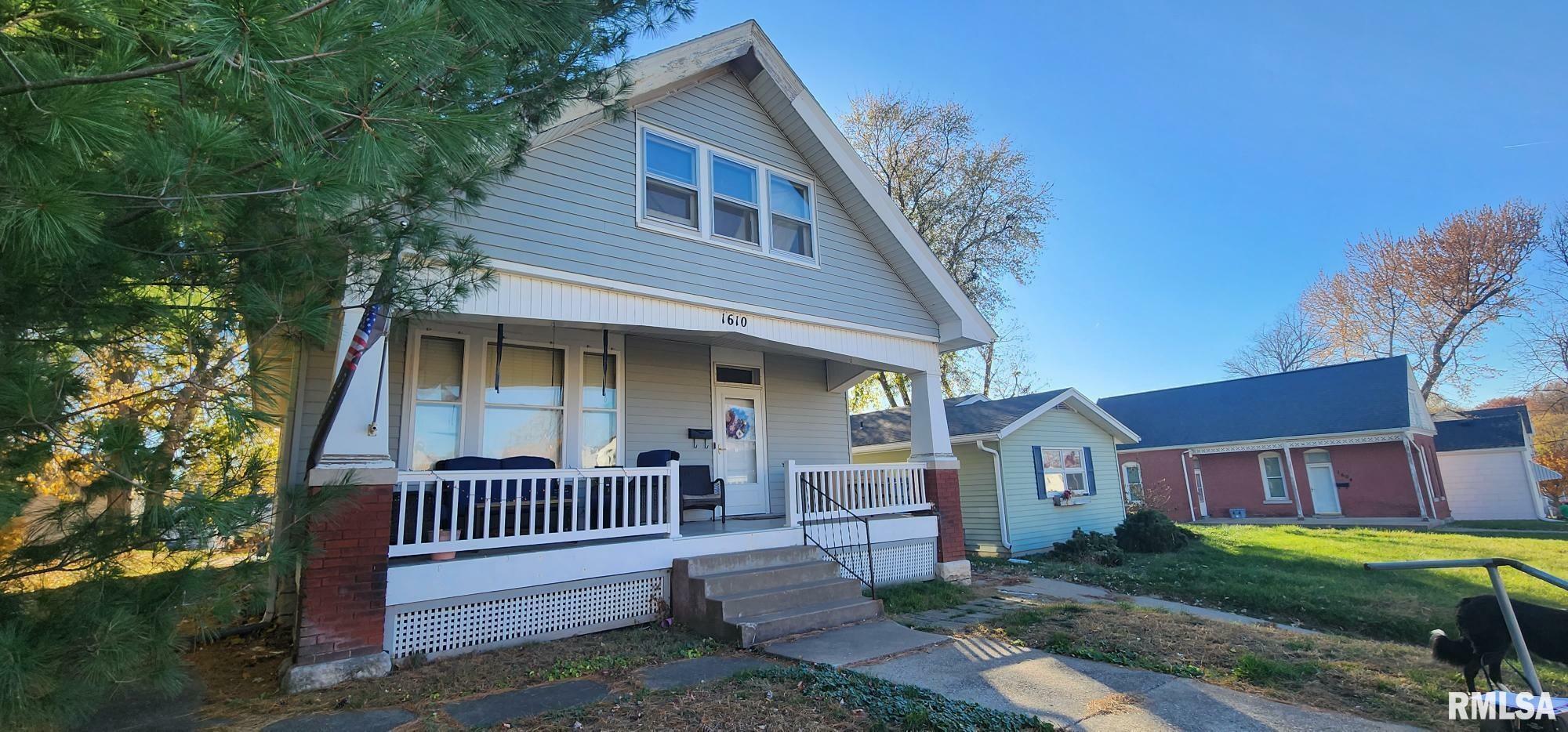 Property Photo:  1610 Lind Street  IL 62301 