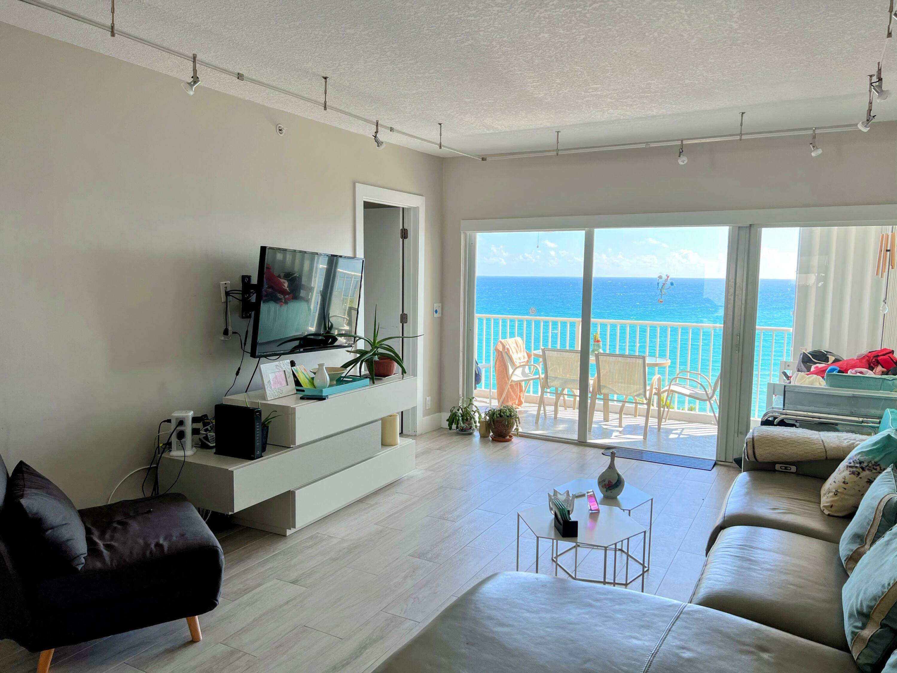 Property Photo:  3101 S Ocean Boulevard 824  FL 33487 