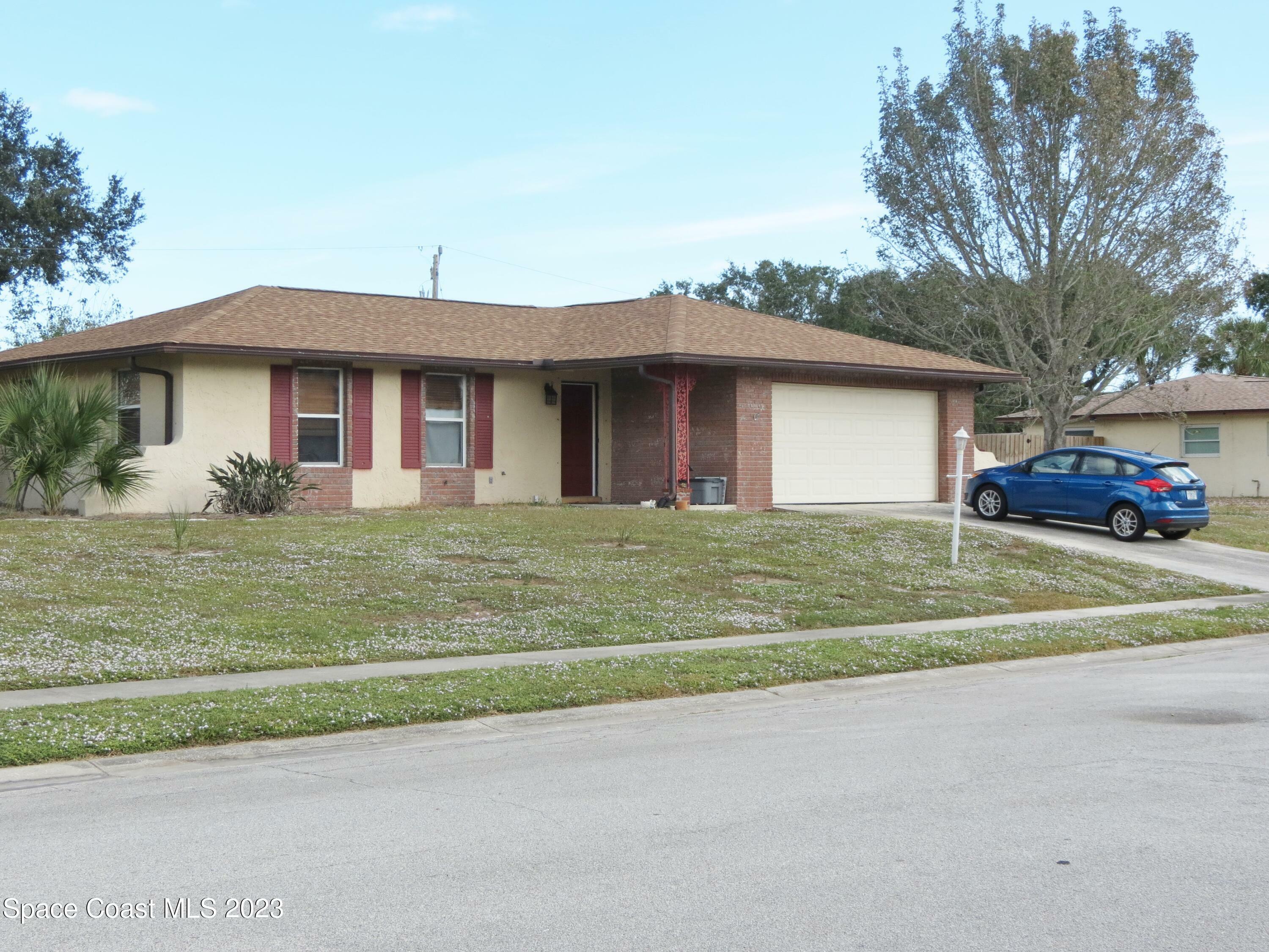 Property Photo:  308 Arcadia Avenue  FL 32901 