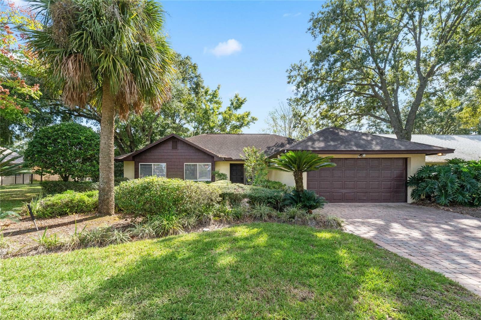 Property Photo: 385 N Crossbeam Drive FL 32707