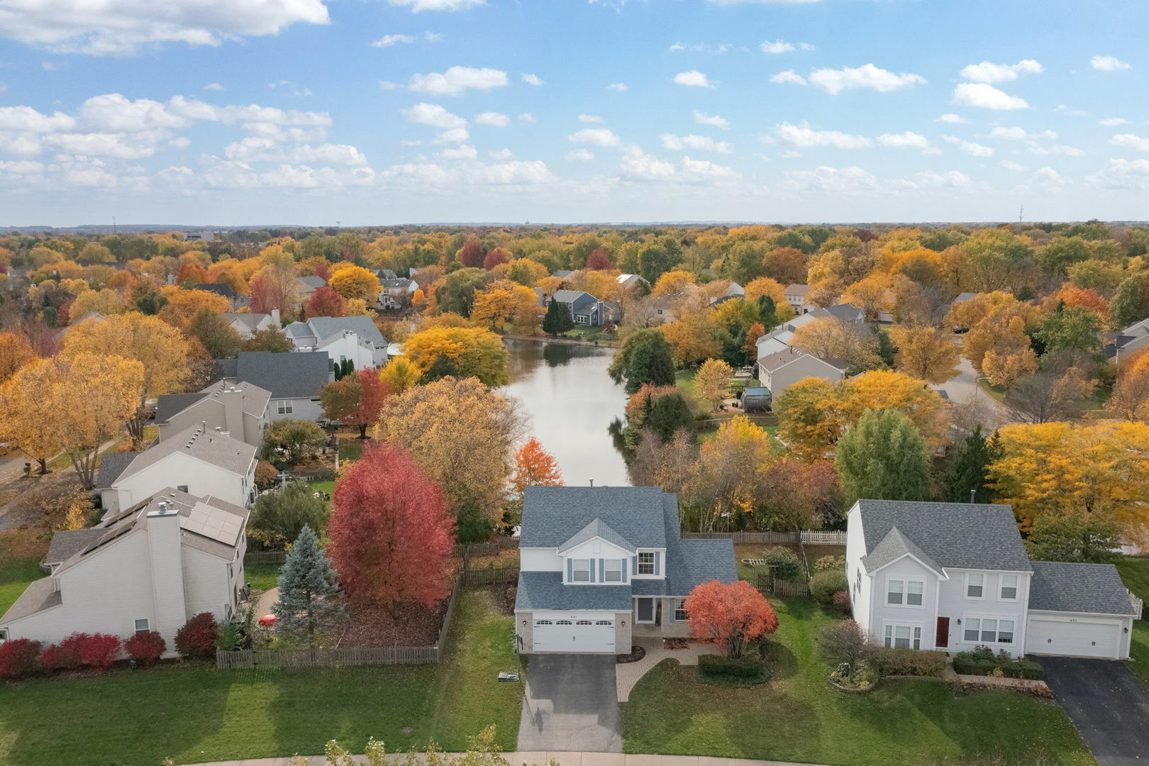 Property Photo: 631 Pearces Ford IL 60543