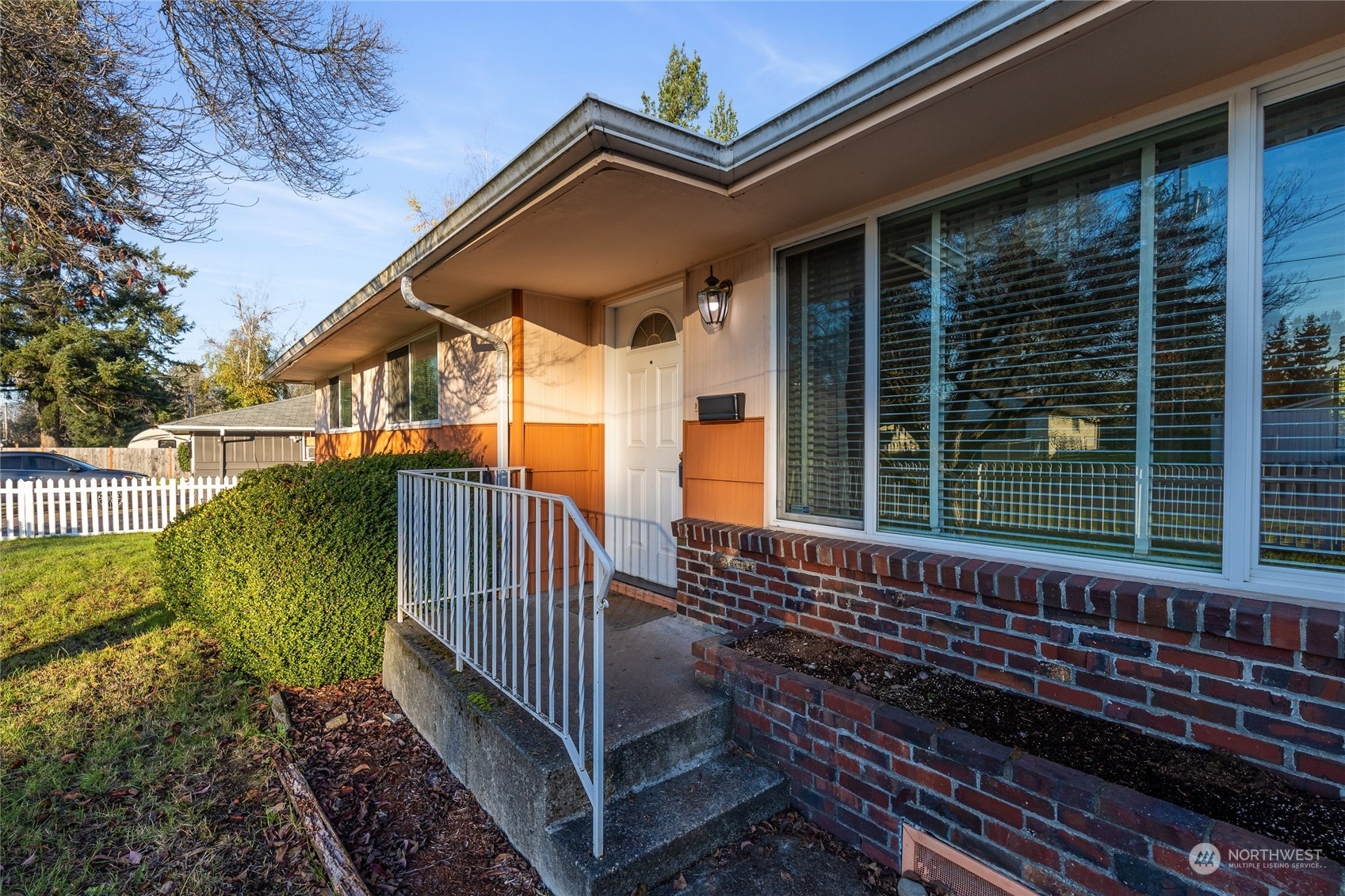 Property Photo: 13815 Park Avenue S WA 98444