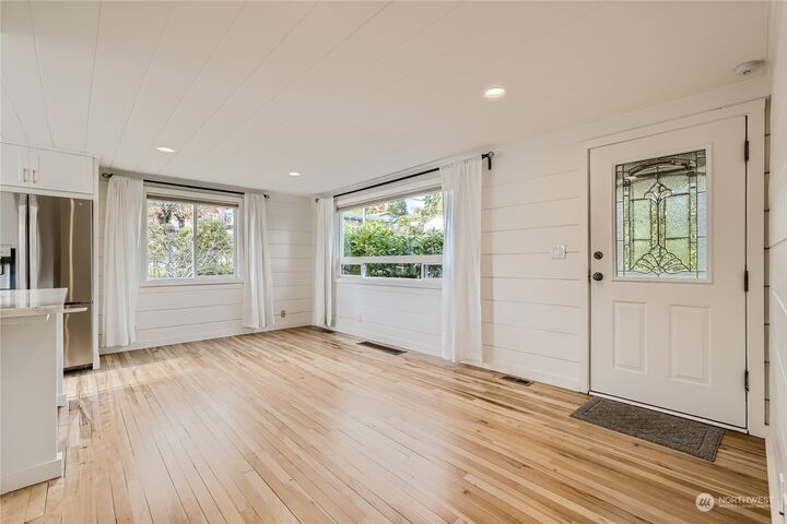 3 bed Seatac home for sale 5105 S 170th Street, Seatac, WA 98188