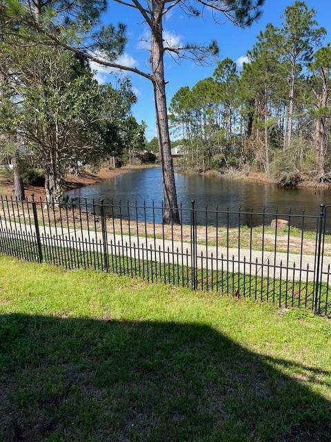 Property Photo: 9640 Seafarer'S Way FL 32566