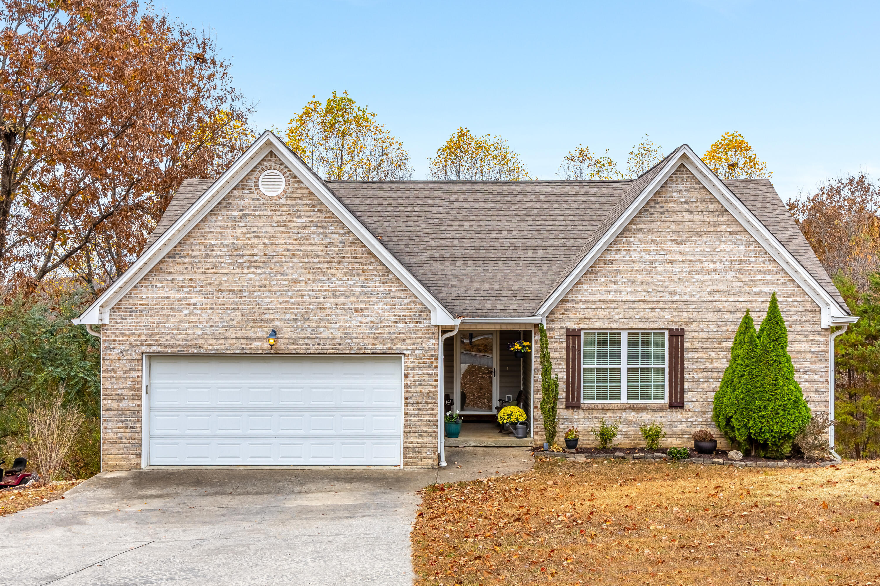 Property Photo: 172 SW Fox Hill Lane TN 37311