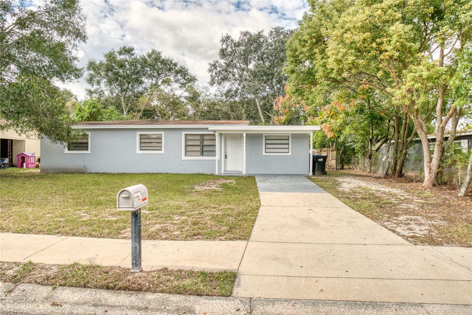 Property Photo: 2326 Juno Avenue FL 32817