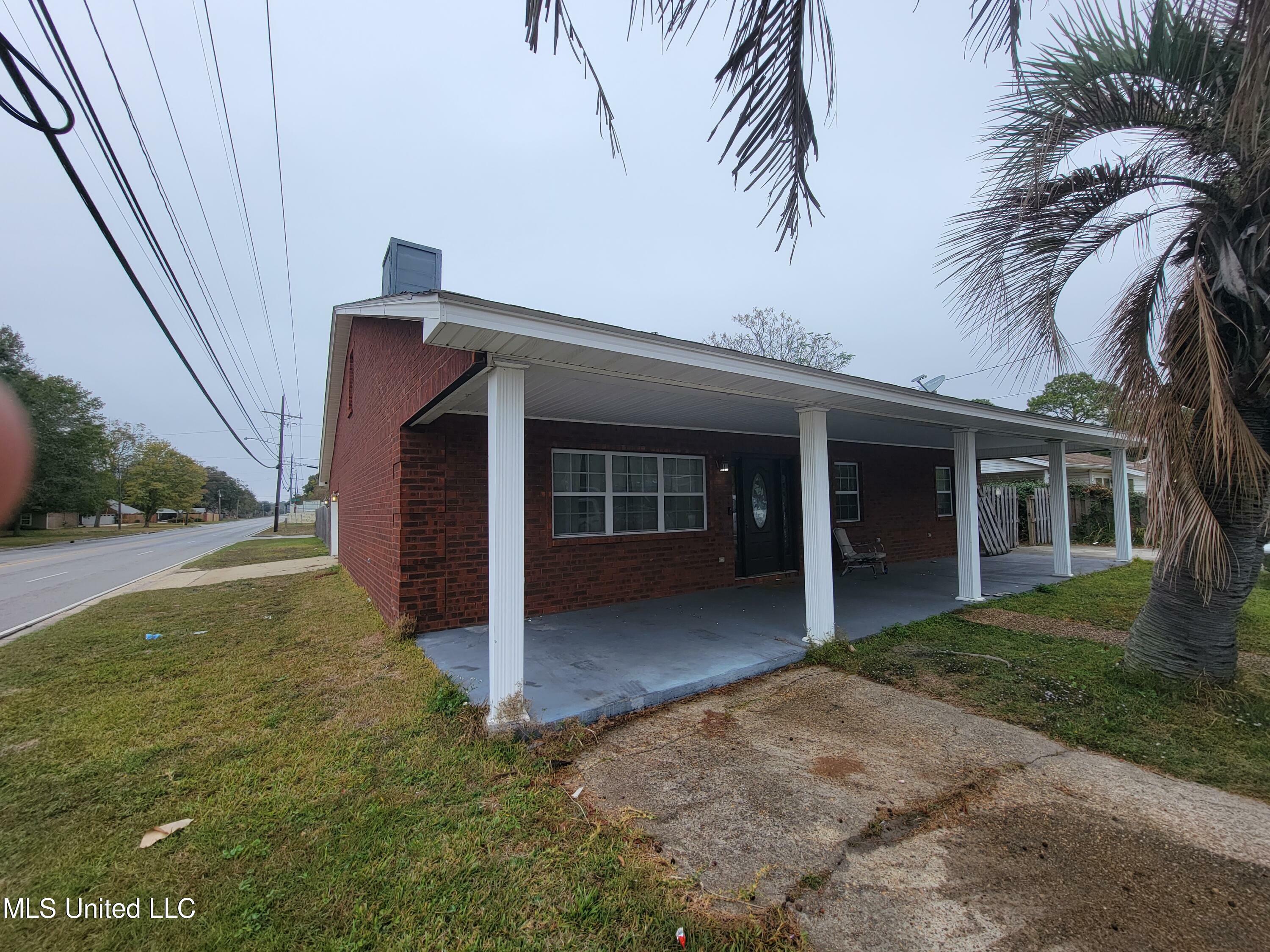 Property Photo:  1903 Forrest Street  MS 39581 