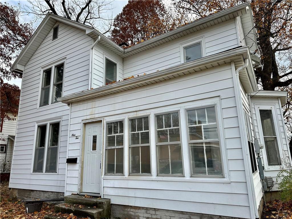 910 E Main Street  Clinton  61727 photo