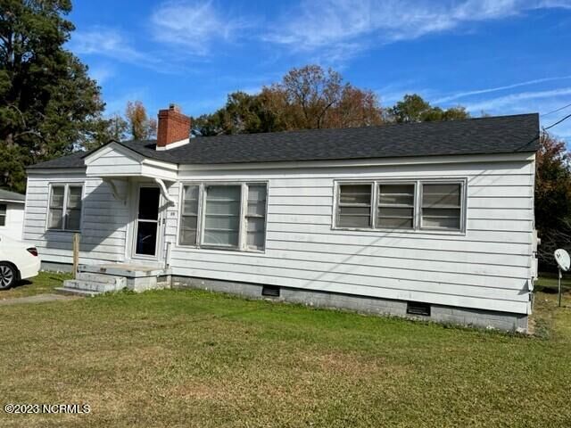 Property Photo:  111 Pierce Street  NC 27849 