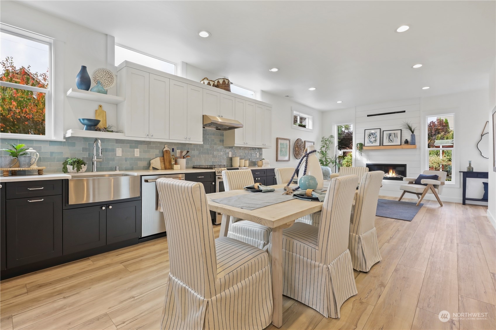Property Photo: 120 Willow Avenue 1 WA 98290