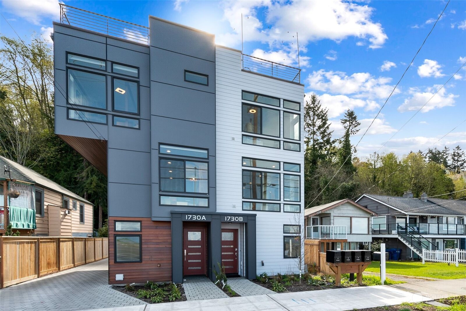 House for sale in Seattle 1730 B Alki Avenue SW, Seattle, WA 98116