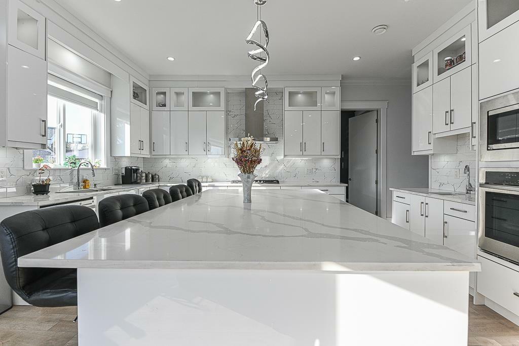 Property Photo: 9975 173B BC V4N4L3
