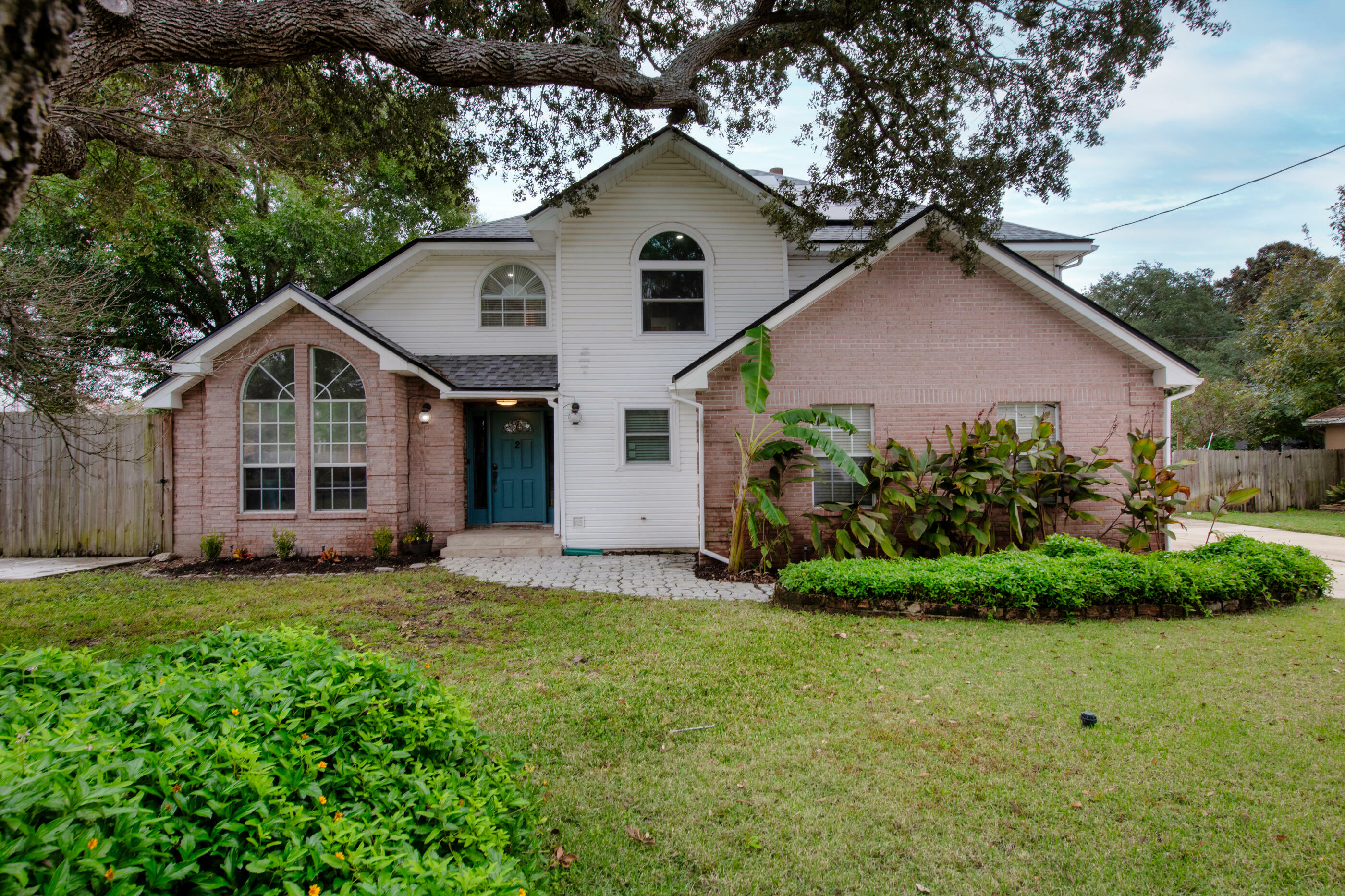 Property Photo:  2 Shady Lane  FL 32569 