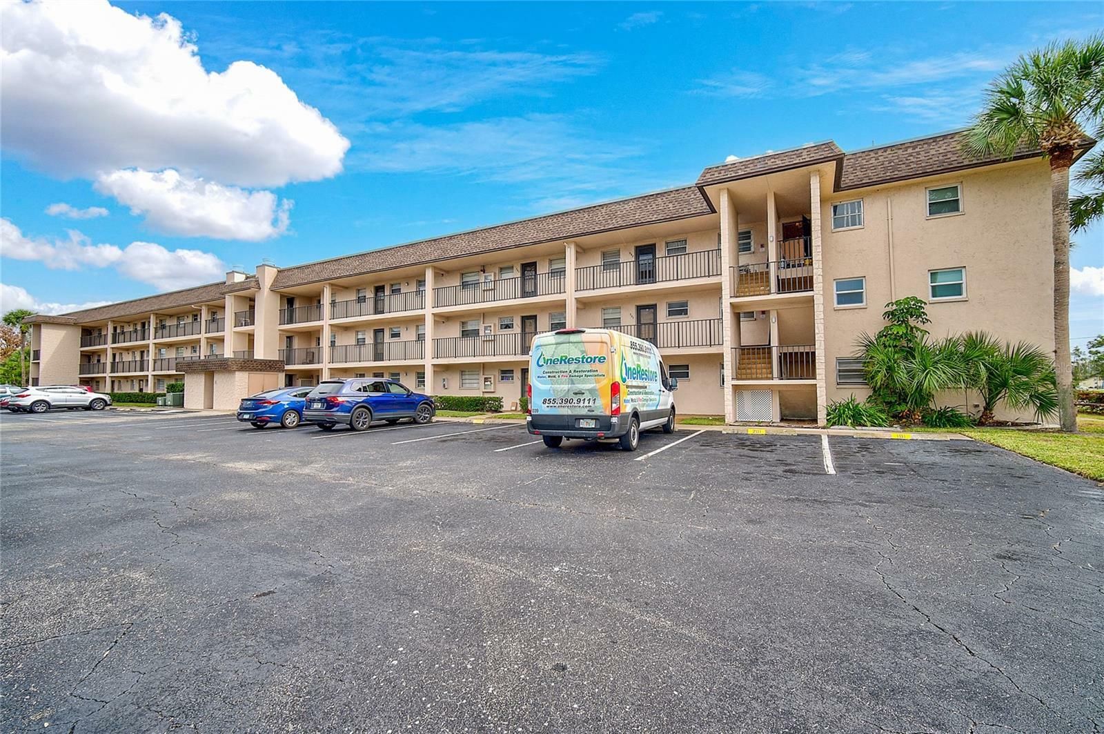 Property Photo:  102 Capri Isles Boulevard 102  FL 34292 