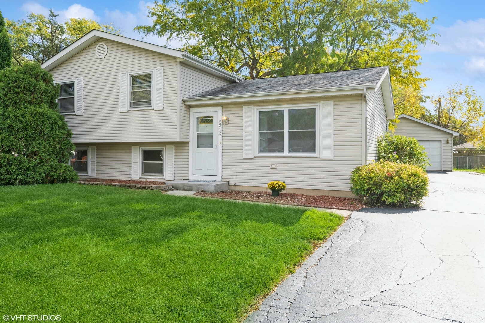 Property Photo: 2213 Valley Drive IL 60046