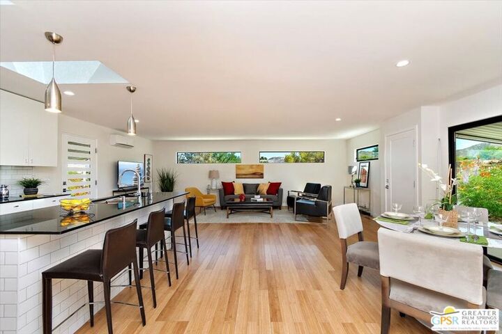 Property Photo:  11 Beavertail Lane  CA 92260 