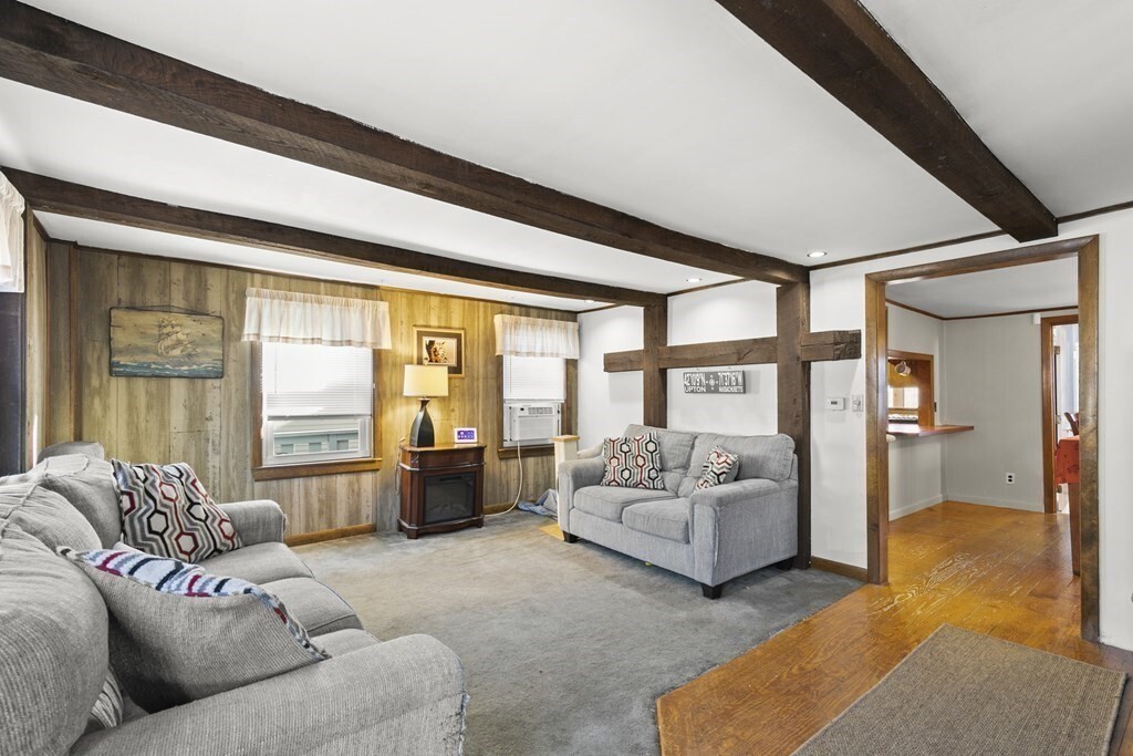 Property Photo: 124 Main St MA 01568