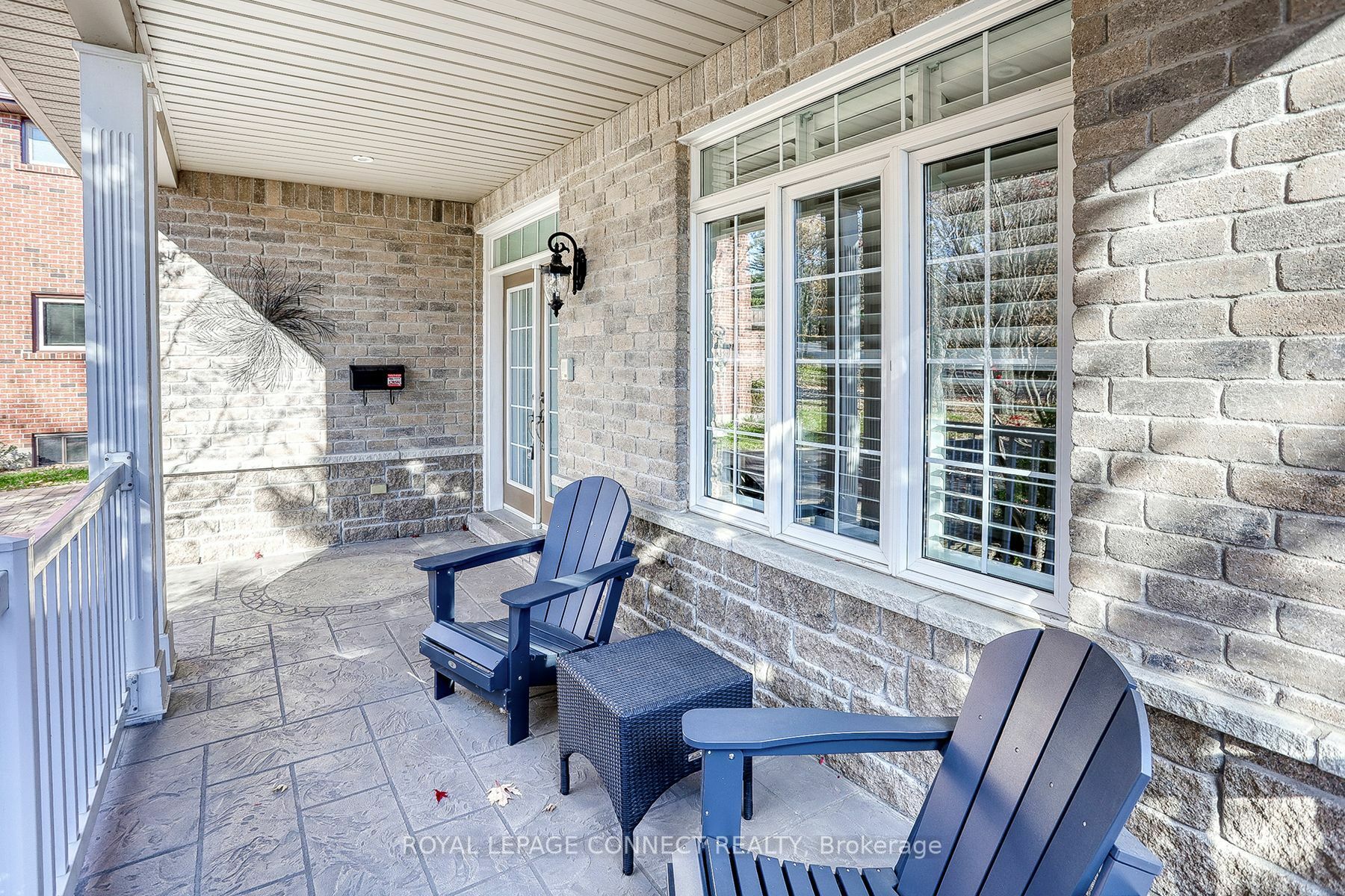 Property Photo: 467 Rougemount Dr ON L1W2B8