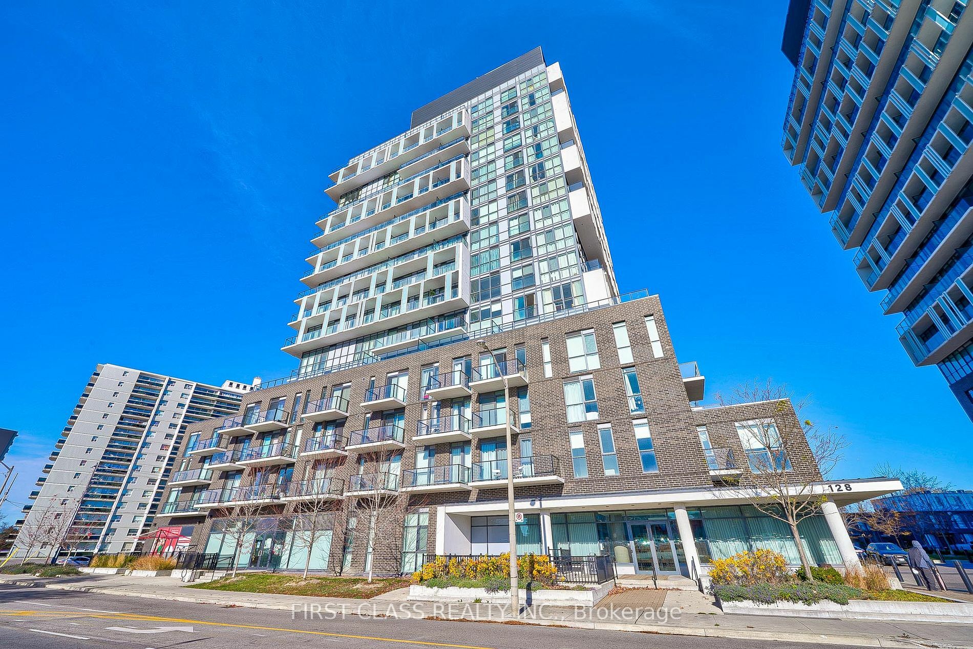 Property Photo:  128 Fairview Mall Dr 1202  ON M2J0E8 