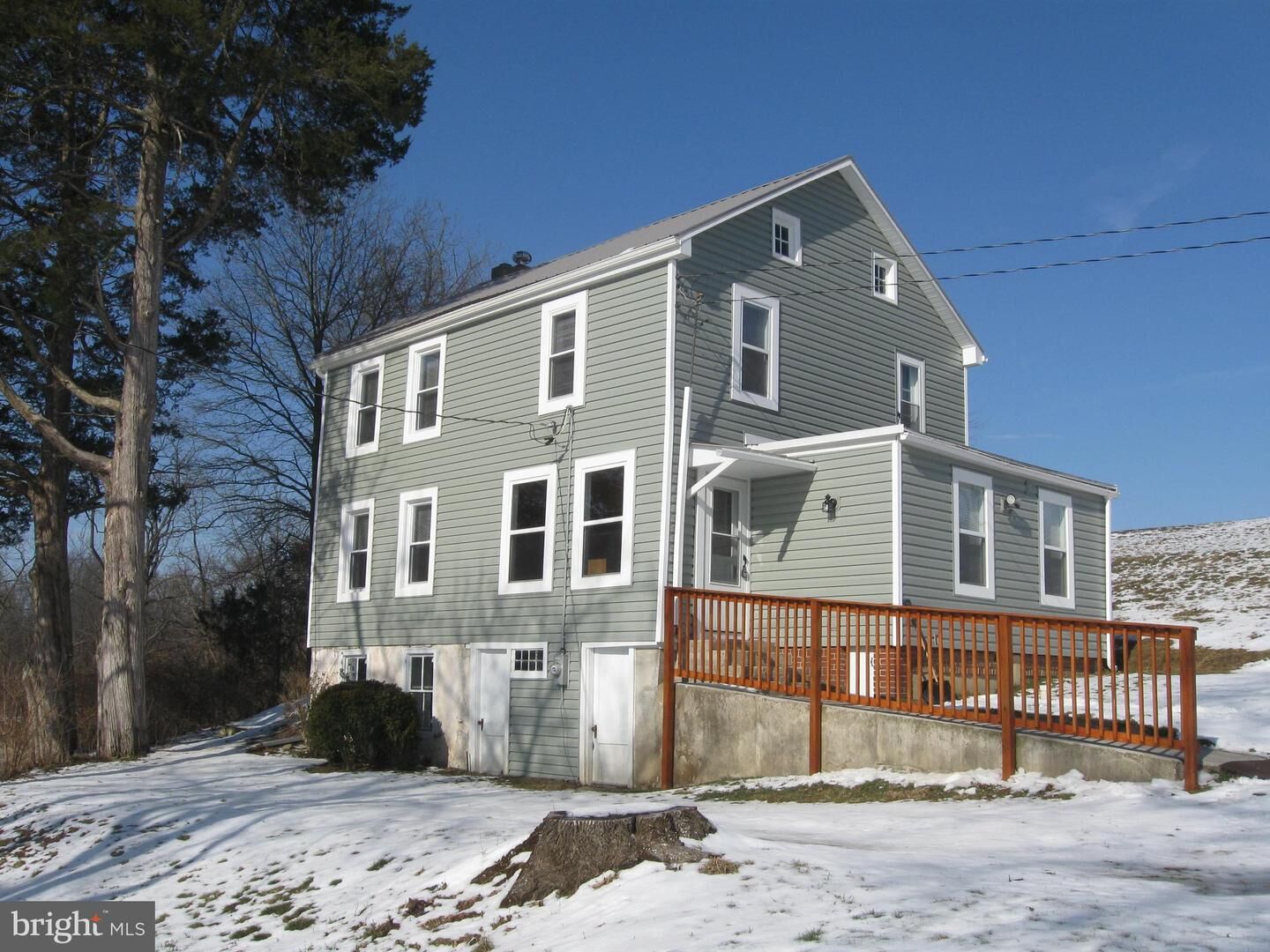 Property Photo:  5 S Old Bernville Road  PA 19506 