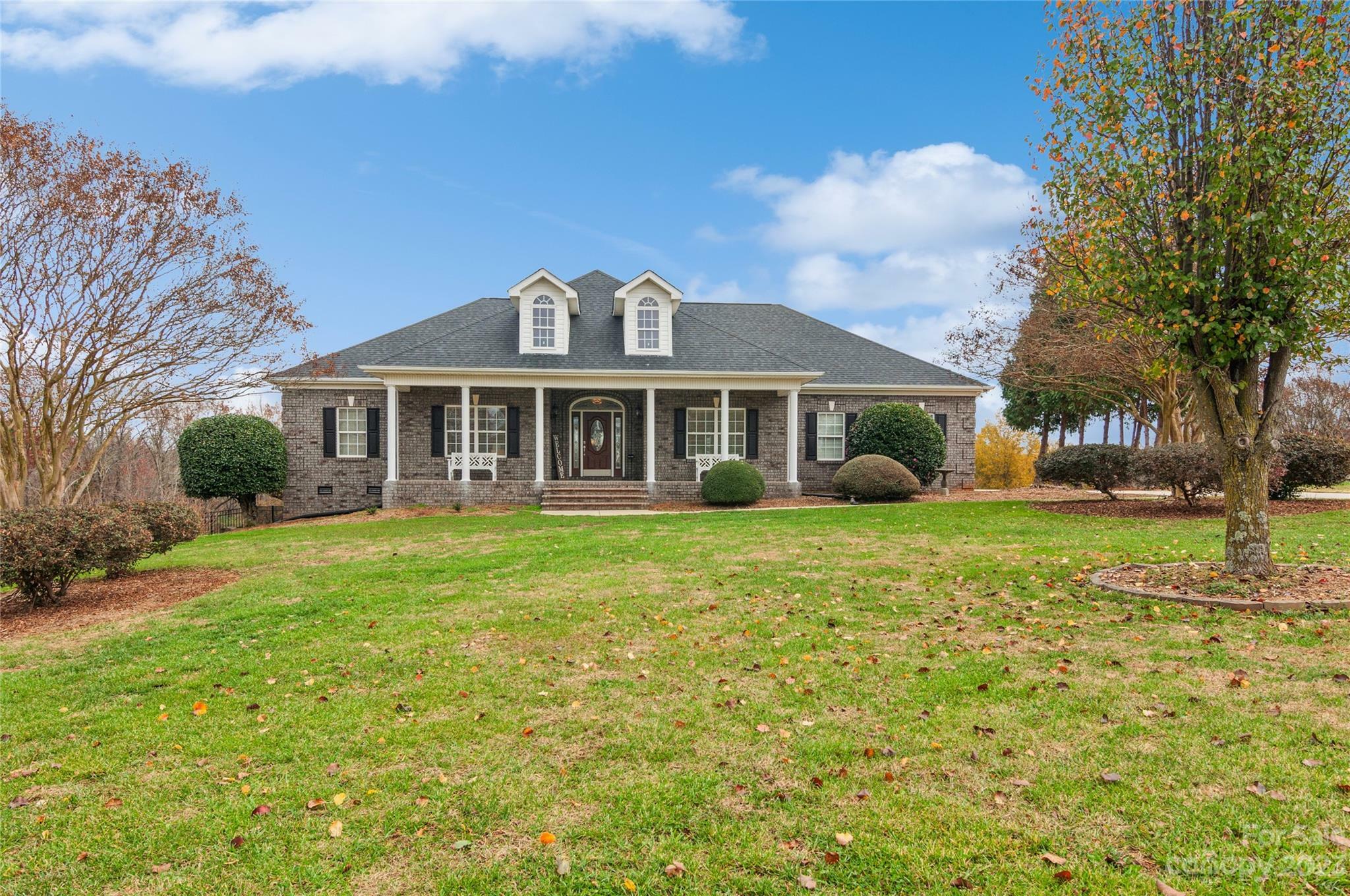 Property Photo: 3206 Shelby Drive 48A NC 28110
