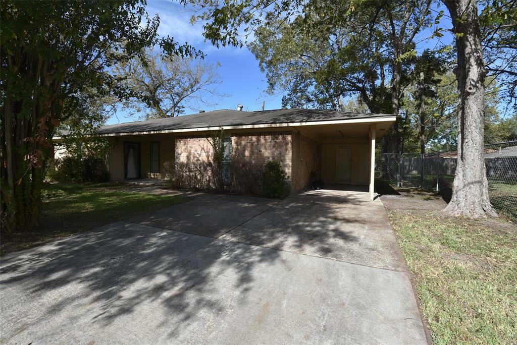 Property Photo:  1311 Ken Street B  TX 77338 