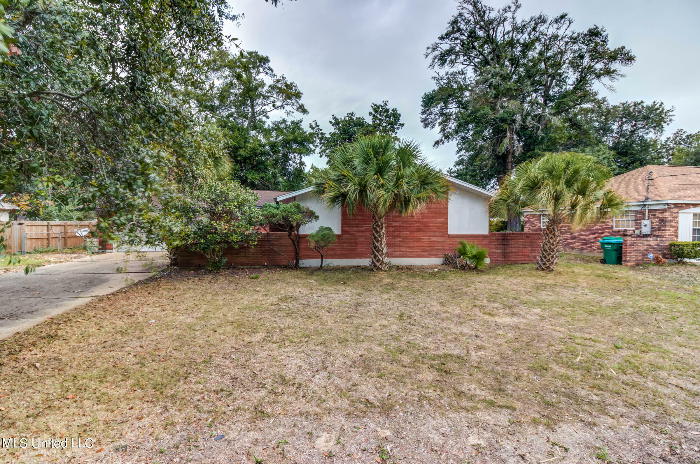 Property Photo:  2413 Palmer Drive  MS 39507 