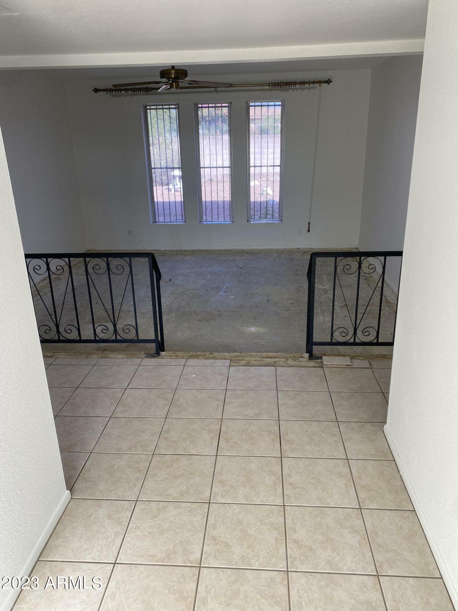 Property Photo:  2140 E Encanto Street  AZ 85213 