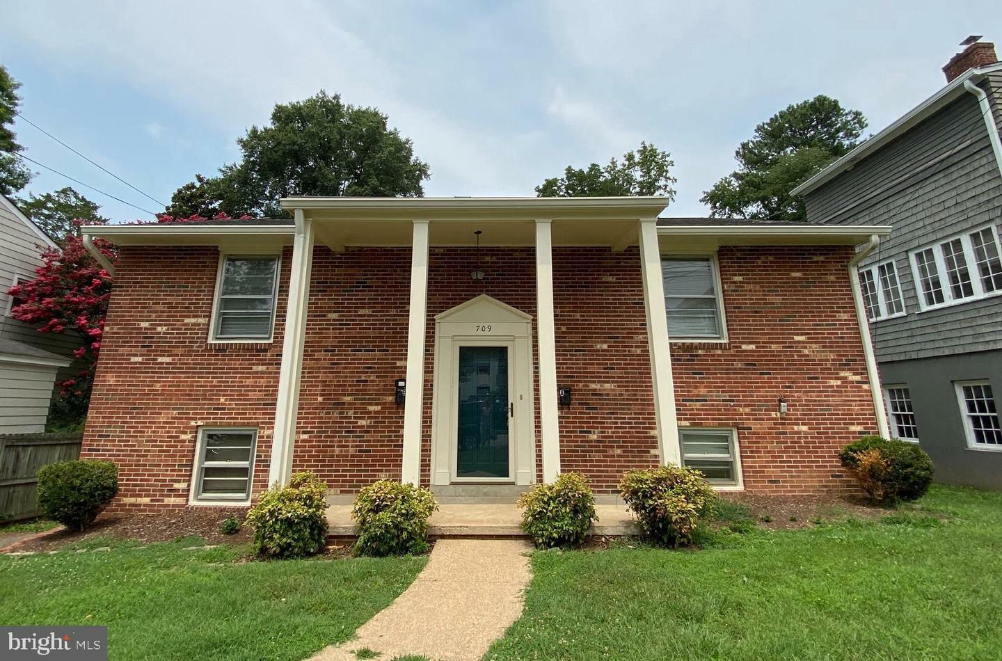 Property Photo:  709 Cornell Street B  VA 22401 