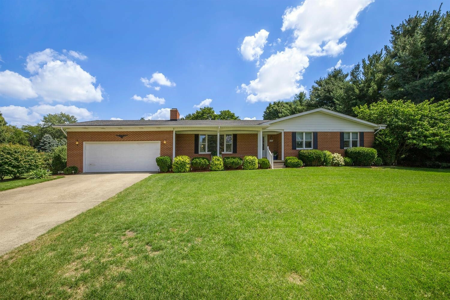 Property Photo:  2360 Weber Drive  MI 48130 