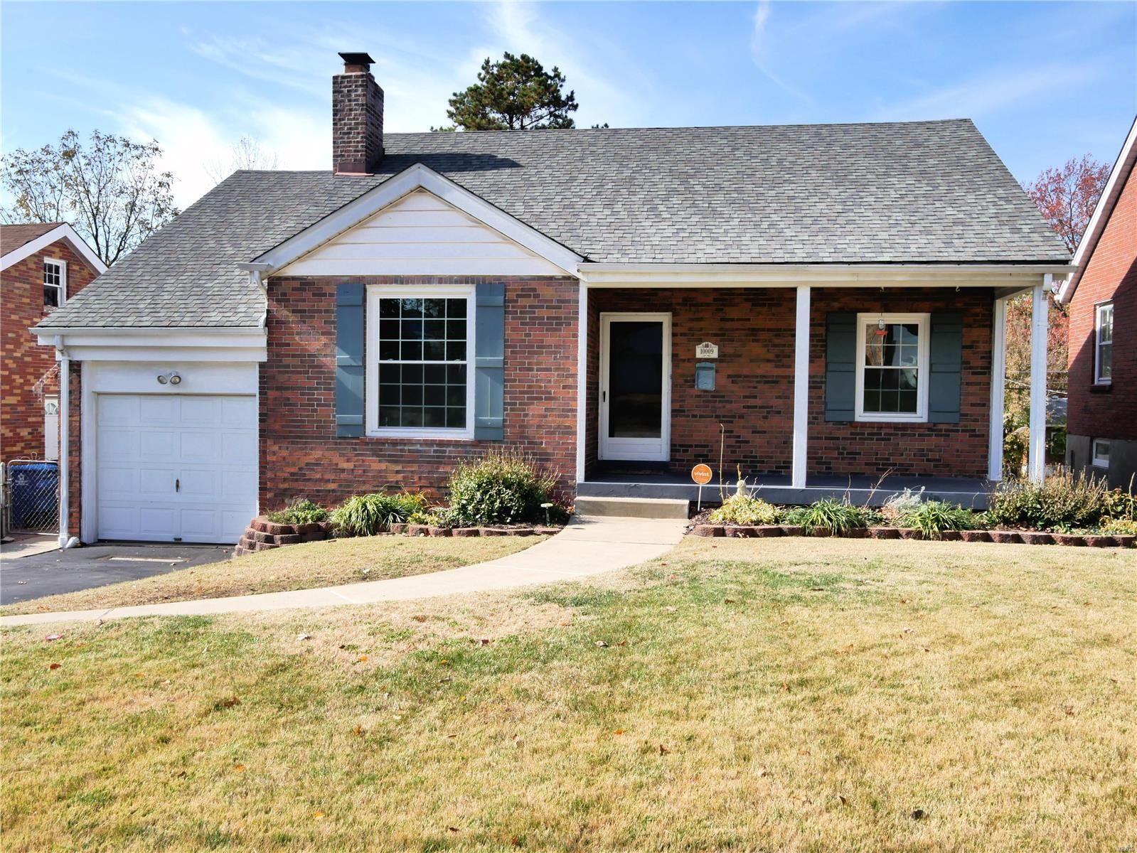 Property Photo: 10009 Sheldon Drive MO 63137