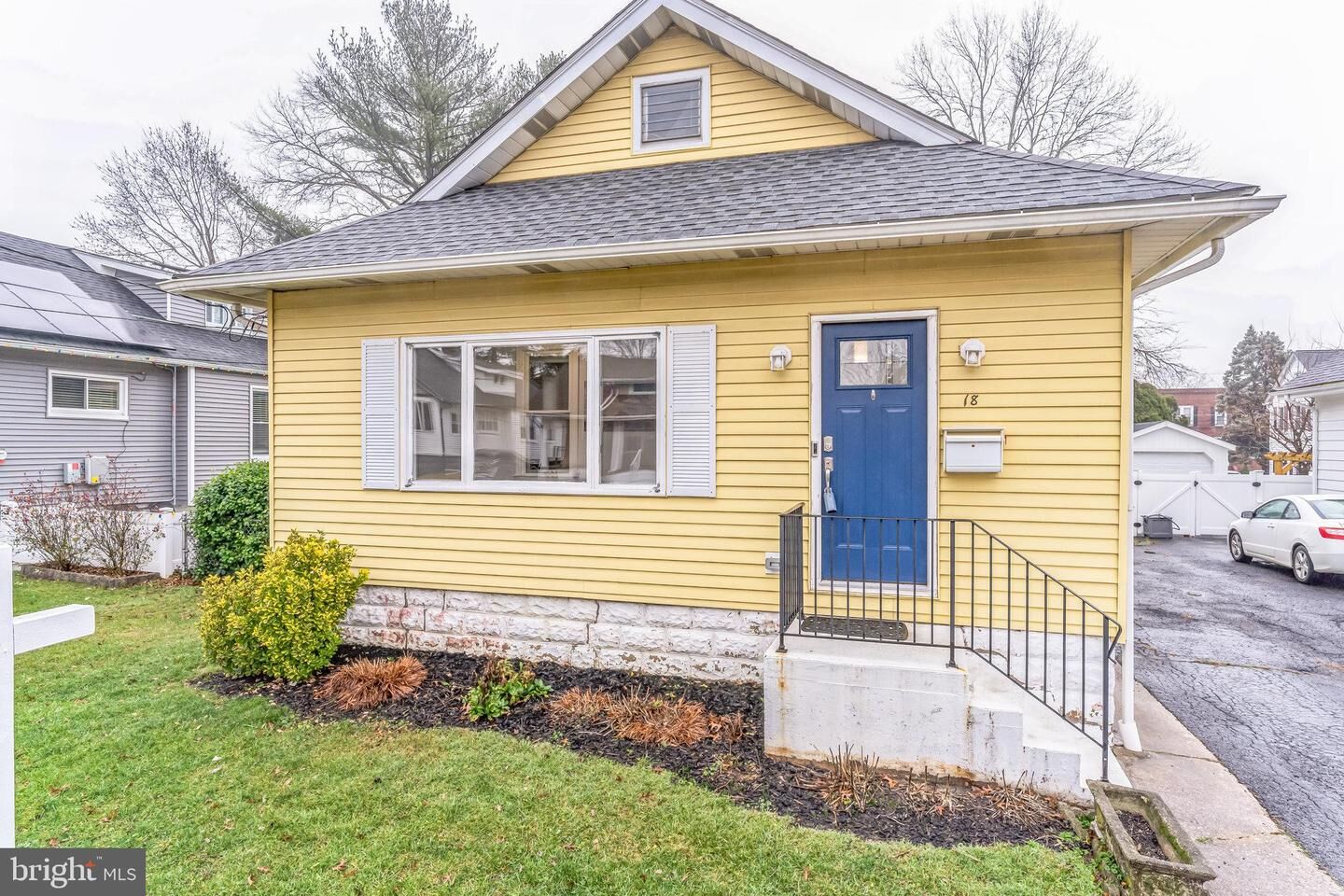 Property Photo: 18 E Park Avenue NJ 08107