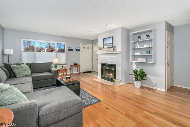 Property Photo: 10 Westbrook Ct NJ 07203
