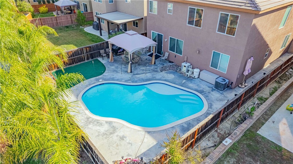 Property Photo:  31566 Rosales Avenue  CA 92563 