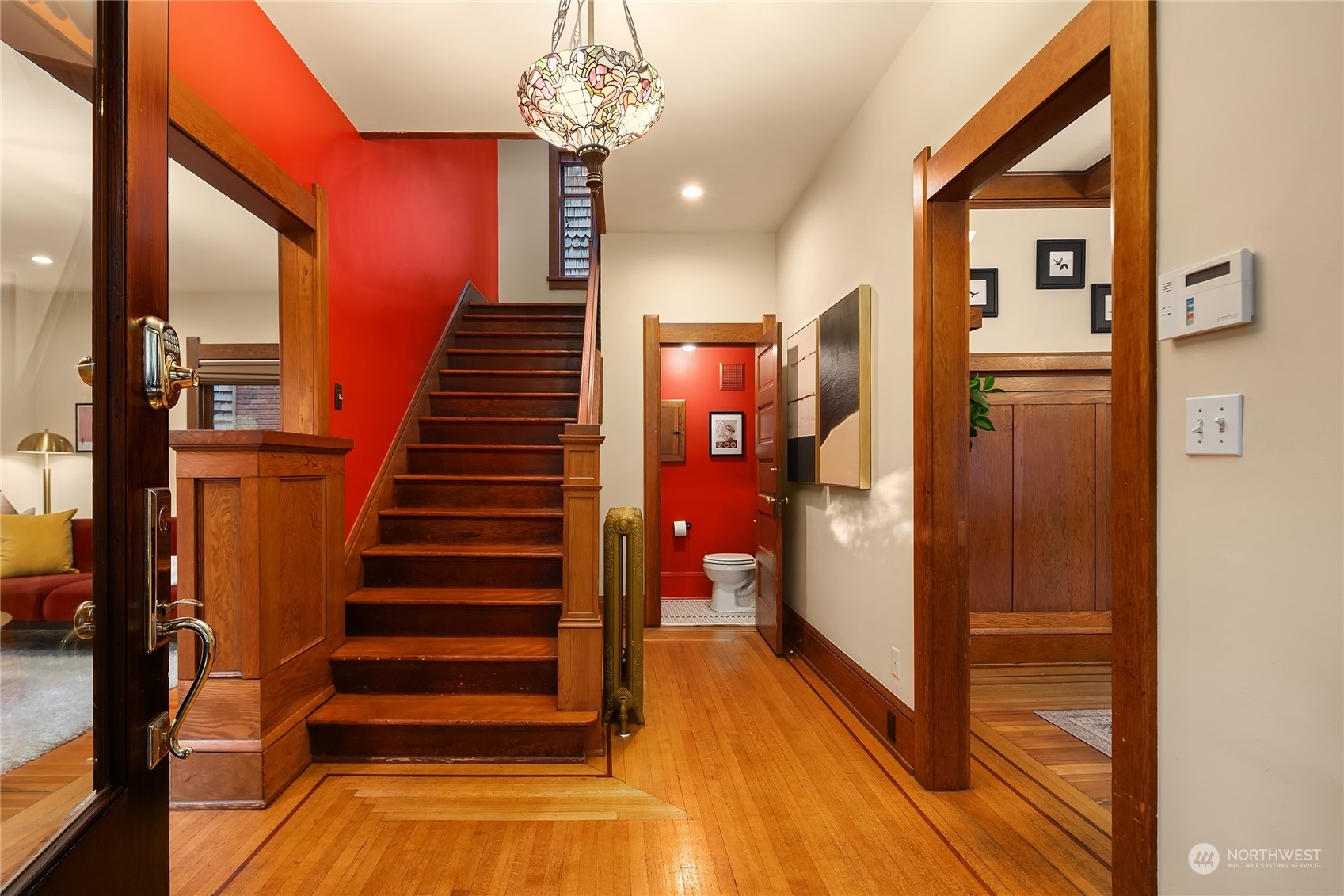 Property Photo: 229 Boylston Avenue E WA 98102