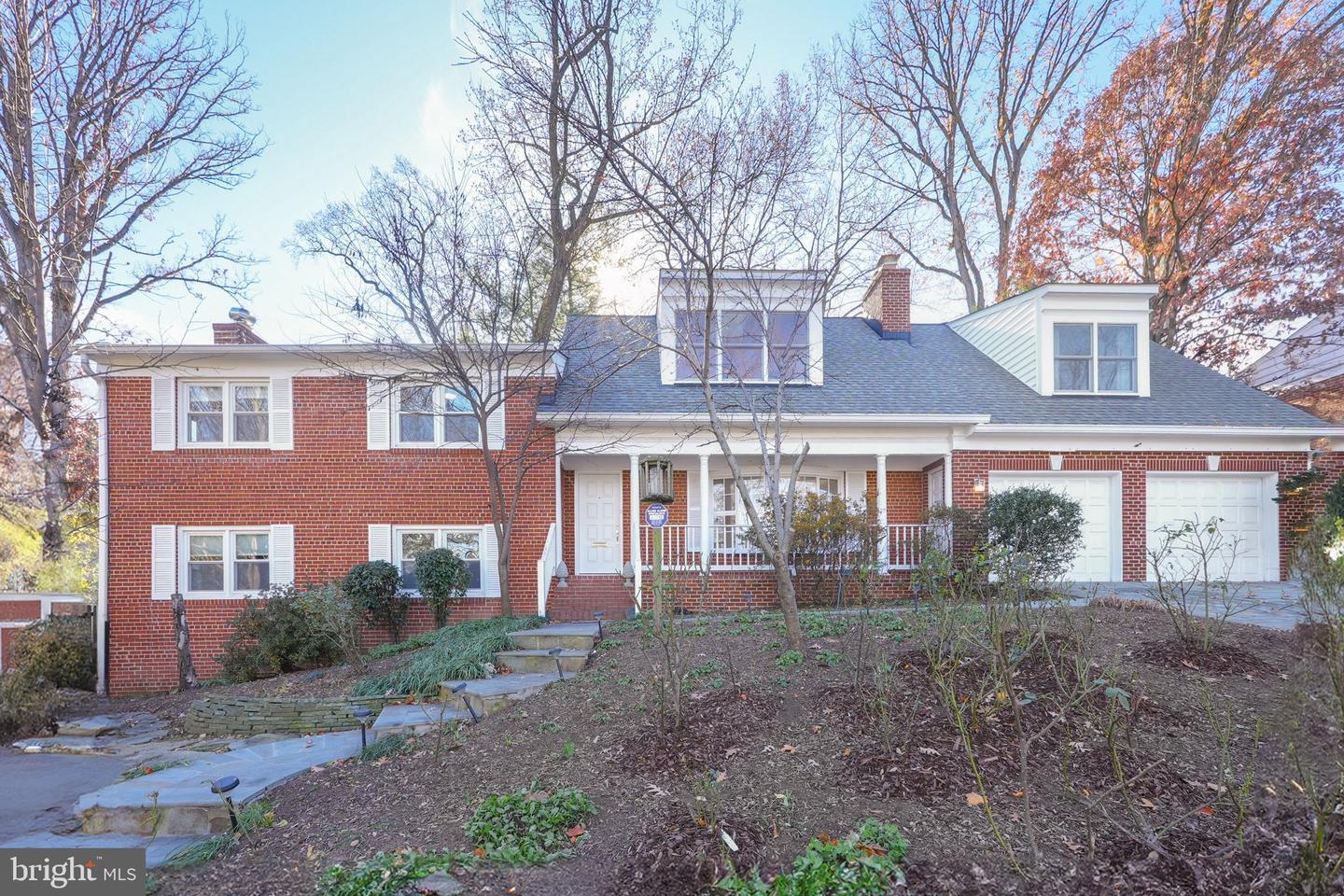 3701 Cameron Mills Road  Alexandria VA 22305 photo
