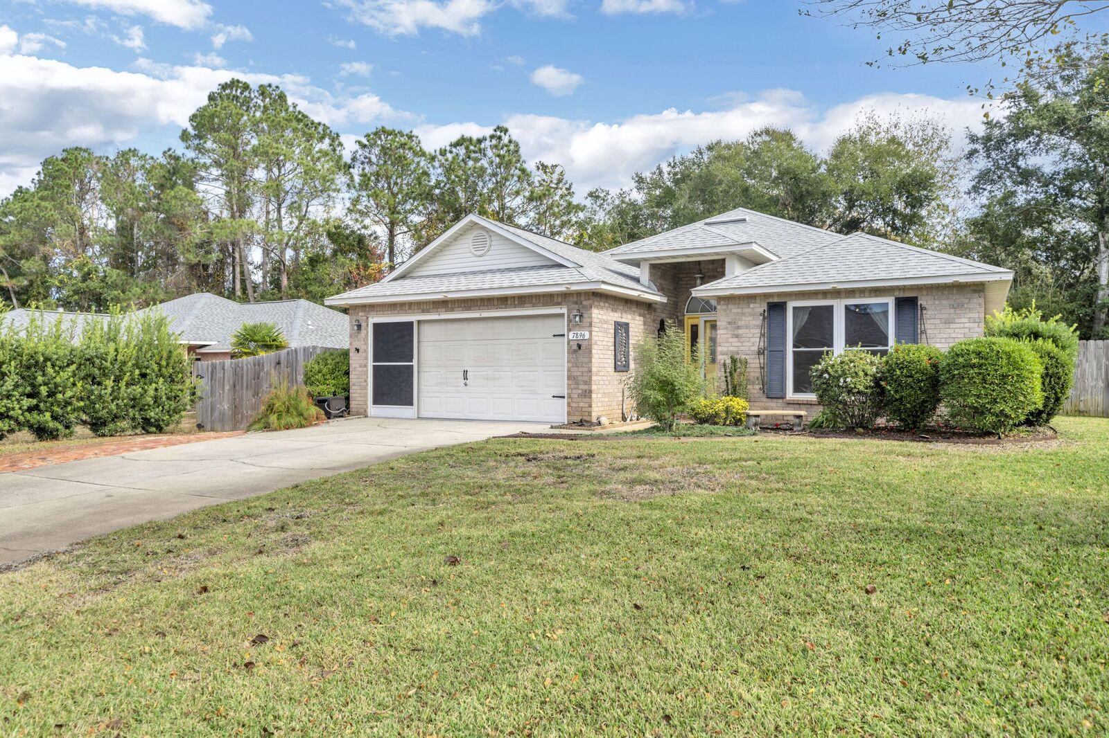 Property Photo:  7896 Lola Circle  FL 32566 