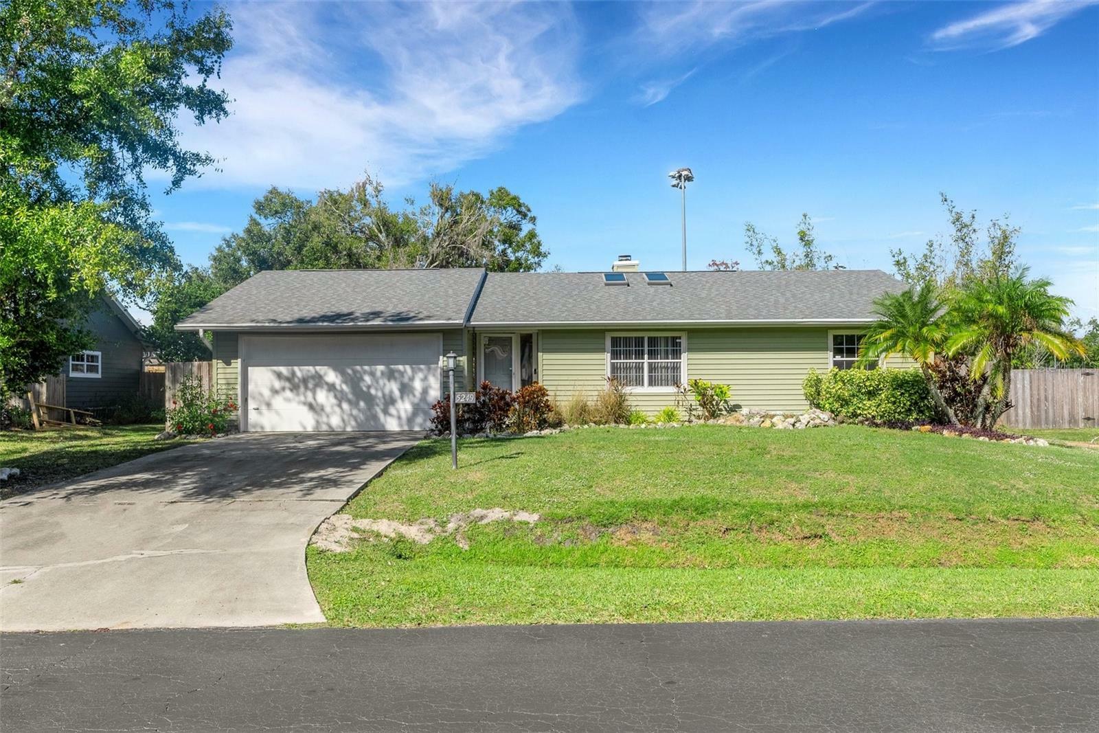 Property Photo:  5249 Cedar Hammock Court  FL 34232 