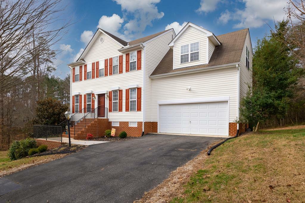 Property Photo:  1507 4th Ave Ext  VA 23901 