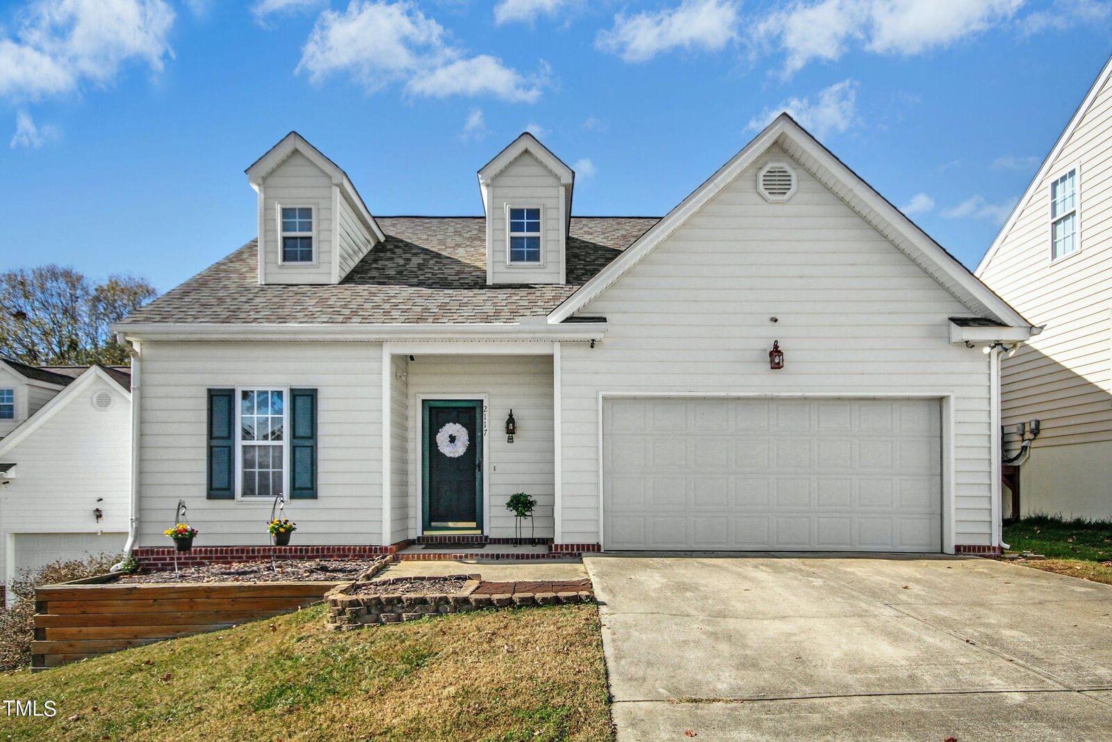 Property Photo:  2117 Castle Pines Drive  NC 27604 